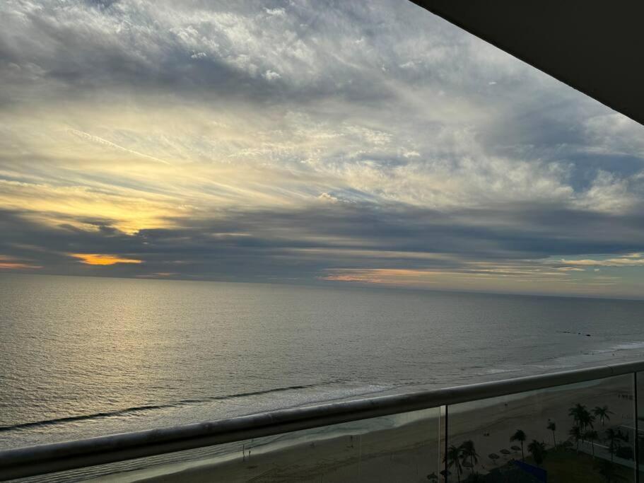 Departamento De Lujo Vista Al Mar Piso 15 Leilighet Mazatlán Eksteriør bilde